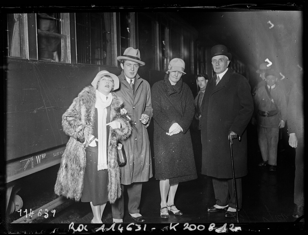 November 1926 am Gare St-Lazare Paris